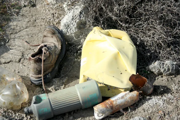 Litter strewn on the ground.